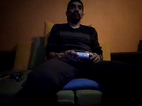 Angel Coronel online show from February 2025 04:04:02 AM