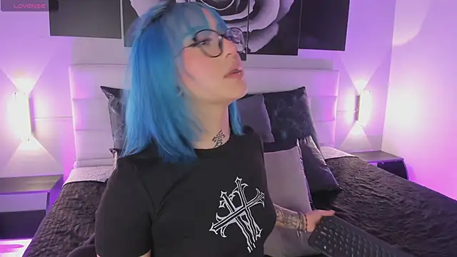 sofi bakerr online show from October 2025 11:42:01 AM