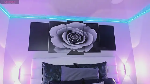 sofi bakerr online show from December 2025 11:36:01 AM