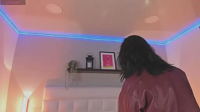 Snapshot of sofi_bakerr chatting on April 2026 12:06:02 PM sofi bakerr online show from April 2026 12:06:02 PM