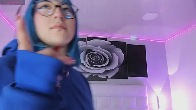 sofi bakerr online show from November 2025 11:43:02 AM