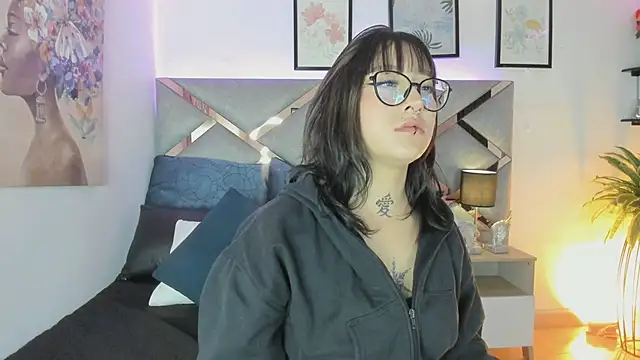 sofi bakerr online show from May 2026 11:39:01 AM