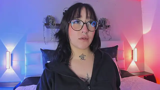 Snapshot of sofi_bakerr chatting on March 2026 11:36:01 AM sofi bakerr online show from March 2026 11:36:01 AM