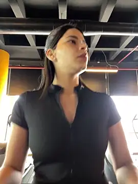 DaryRos online show from November 2025 02:29:01 PM