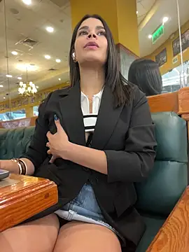 DaryRos online show from April 2026 08:10:01 PM