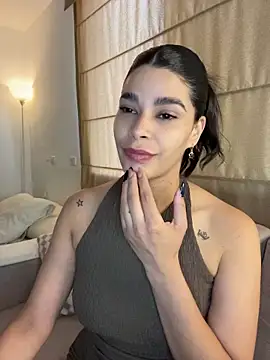 DaryRos online show from April 2026 09:18:02 PM