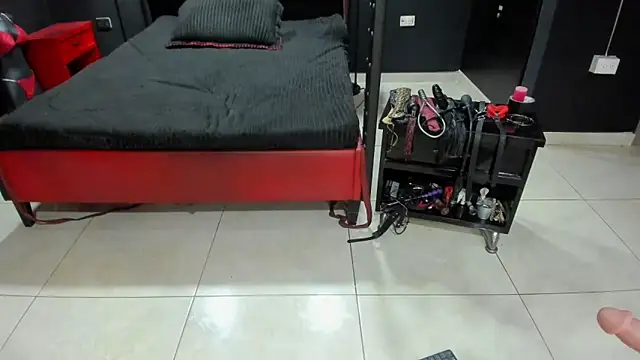 JAYLEN BDSM online show from November 2025 01:27:02 PM