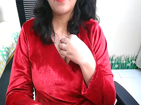 Inviting Aanya online show from November 2025 05:49:02 PM