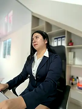 VAL PRINCESS online show from November 2025 09:09:02 PM