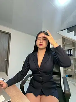 VAL PRINCESS online show from April 2026 09:04:02 AM