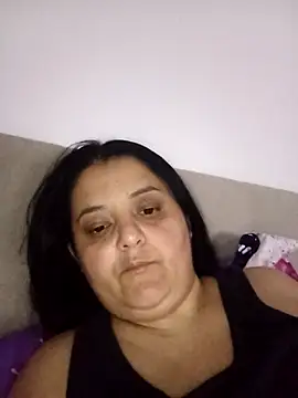 sarahhh1987 online show from April 2026 08:13:01 PM