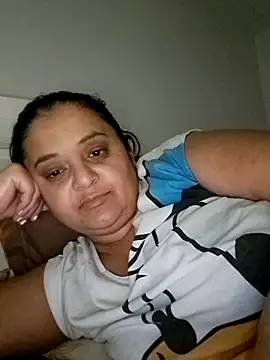 sarahhh1987 online show from November 2025 06:41:02 PM