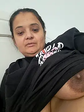 sarahhh1987 online show from November 2025 09:35:02 AM