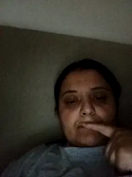 sarahhh1987 online show from April 2026 09:42:02 PM