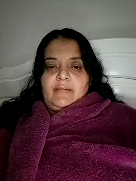 sarahhh1987 online show from December 2025 05:30:01 PM