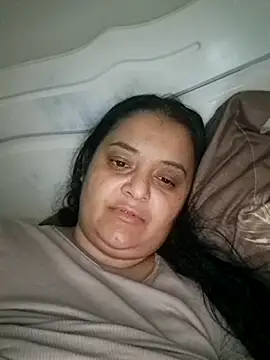 sarahhh1987 online show from November 2025 09:47:02 PM