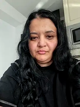 sarahhh1987 online show from March 2026 07:22:02 AM