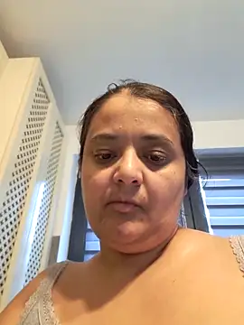 sarahhh1987 online show from November 2025 08:53:02 AM