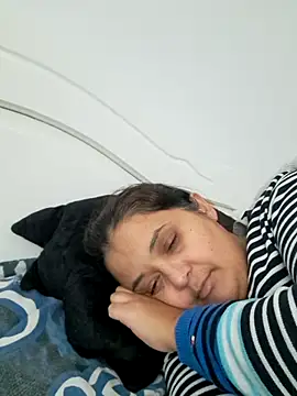 sarahhh1987 online show from November 2025 11:58:01 AM