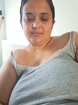 sarahhh1987 online show from November 2025 08:30:01 AM