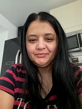 sarahhh1987 online show from February 2026 07:29:01 AM