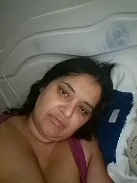 sarahhh1987 online show from November 2025 04:00:01 PM