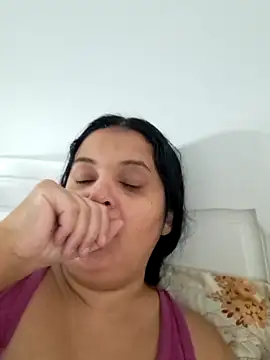 sarahhh1987 online show from November 2025 06:17:01 AM