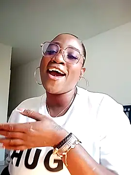 Perlasexyu1 online show from October 2025 02:47:01 PM