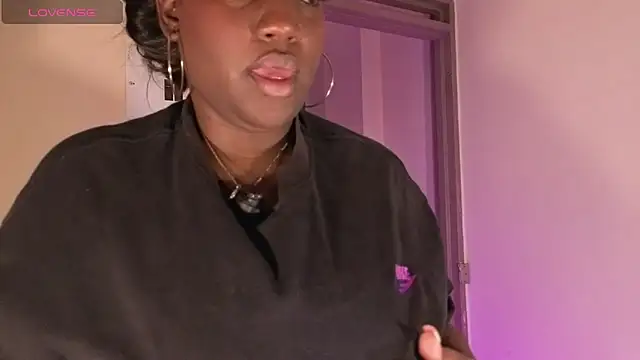 Perlasexyu1 online show from April 2026 01:17:02 PM