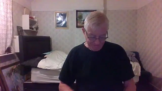 shaun63m online show from November 2025 01:39:02 AM