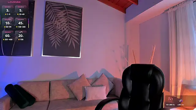 ViolettHansson online show from December 2025 07:51:02 PM