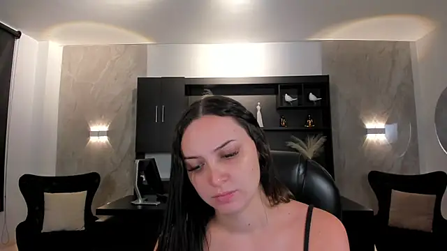 AliceHarper  online show from October 2025 04:30:02 PM