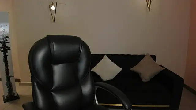 AliceHarper  online show from April 2026 10:18:02 PM