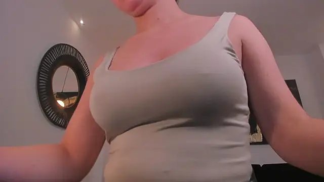 AliceHarper  online show from February 2026 07:32:02 PM