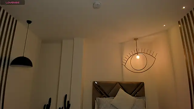 AliceHarper  online show from February 2026 09:47:02 PM