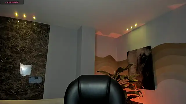 AliceHarper  online show from March 2026 06:42:02 PM