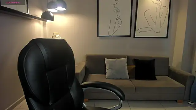 AliceHarper  online show from May 2026 03:51:01 PM