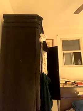 Snapshot of holyeroticss chatting on November 2025 12:37:01 AM holyeroticss online show from November 2025 12:37:01 AM