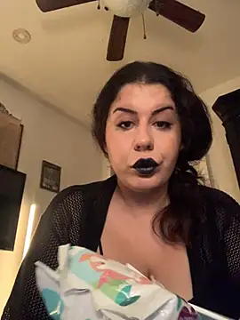 holyeroticss online show from February 2026 02:31:02 AM