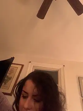 Snapshot of holyeroticss chatting on November 2025 02:59:01 AM holyeroticss online show from November 2025 02:59:01 AM