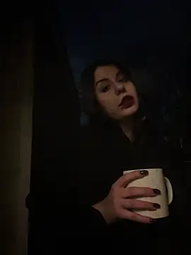 Snapshot of holyeroticss chatting on February 2025 04:44:01 AM holyeroticss online show from February 2025 04:44:01 AM