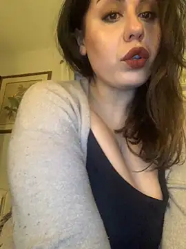 holyeroticss online show from January 2026 10:05:01 PM