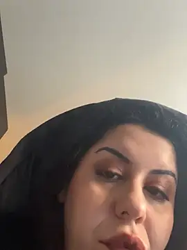 Snapshot of holyeroticss chatting on February 2025 03:14:02 PM holyeroticss online show from February 2025 03:14:02 PM