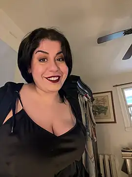 Snapshot of holyeroticss chatting on March 2025 03:30:01 PM holyeroticss online show from March 2025 03:30:01 PM