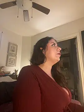 Snapshot of holyeroticss chatting on October 2025 09:12:02 PM holyeroticss online show from October 2025 09:12:02 PM