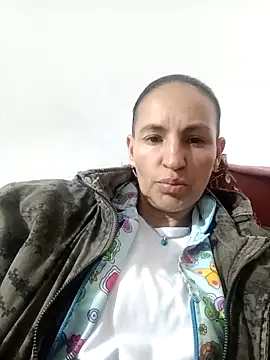 Divalive 28 online show from February 2025 11:41:01 PM