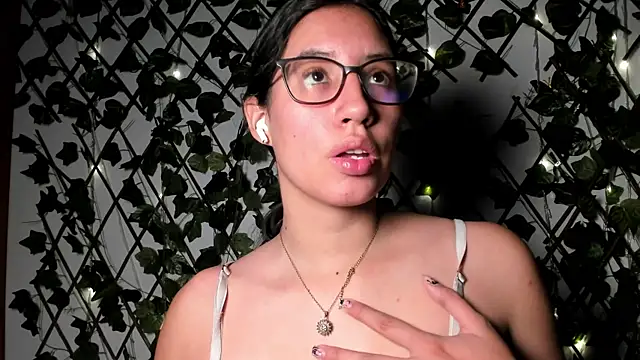 CoralineSanchez online show from November 2025 11:20:02 PM