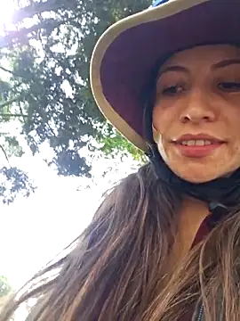 mmmVirginia online show from December 2025 07:02:01 PM