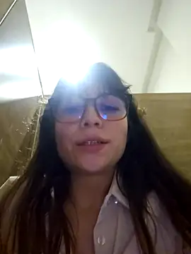 mmmVirginia online show from April 2026 07:22:01 PM