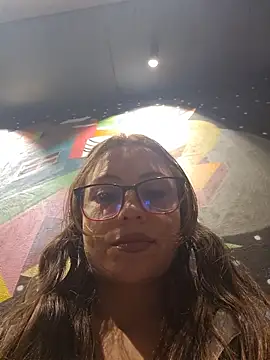 mmmVirginia online show from October 2025 07:13:02 PM